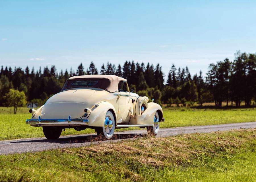  LaSalle Convertible Coupe (35-5067) 1935 года  (фото 4 из 9)